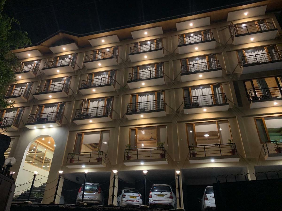 Primo Resorts Manāli Exteriör bild